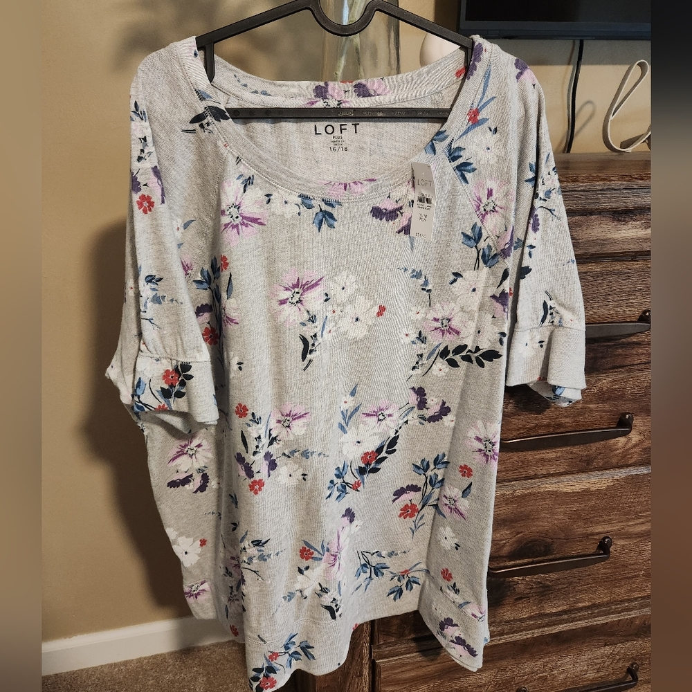 Loft Plus Top